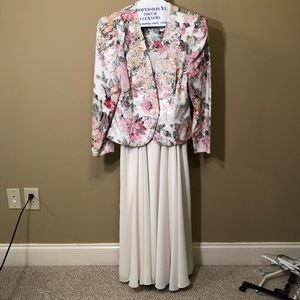 3/$20 Full length vintage dress and jacket set